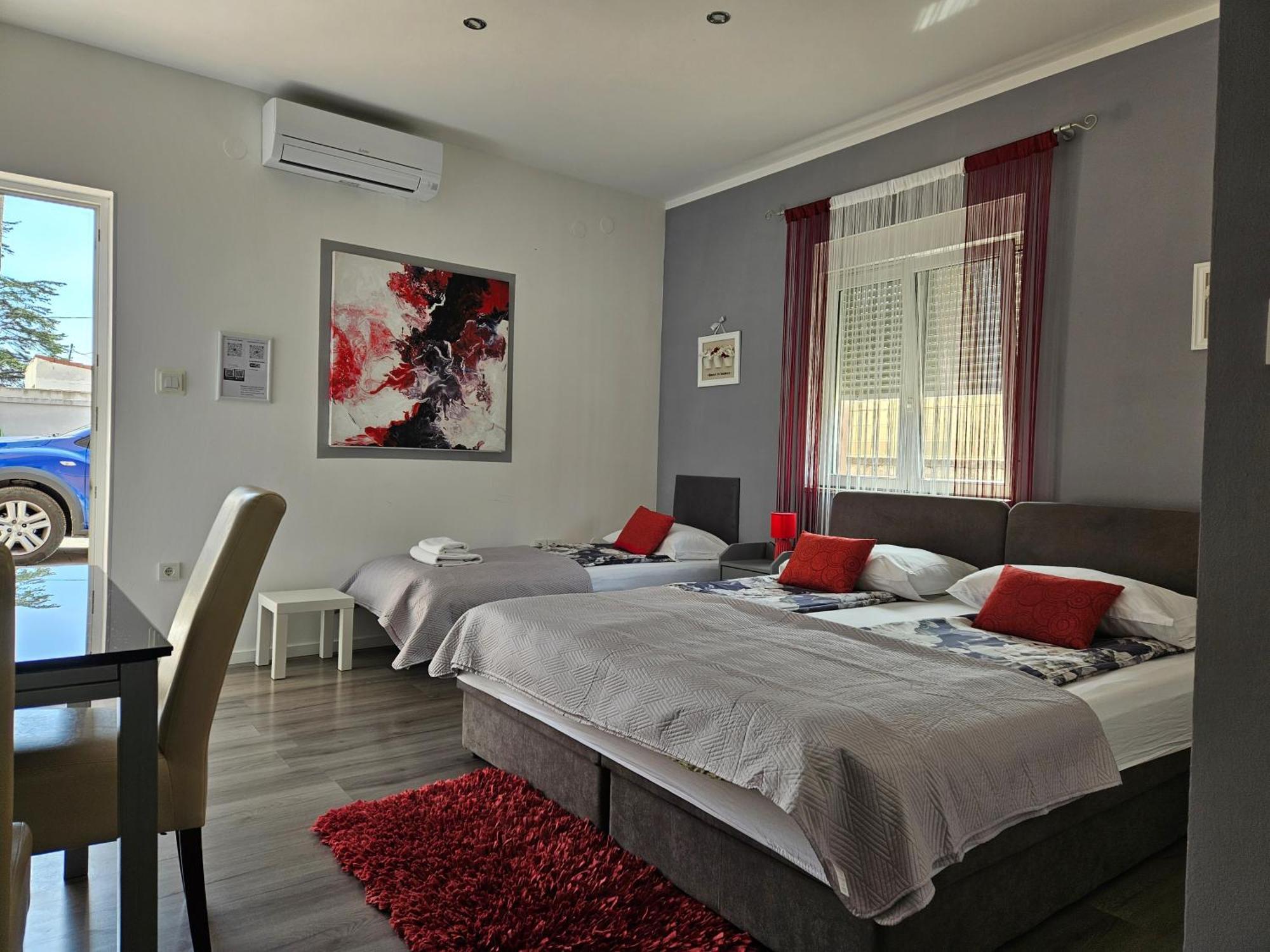 Apartments Benic ザダル エクステリア 写真